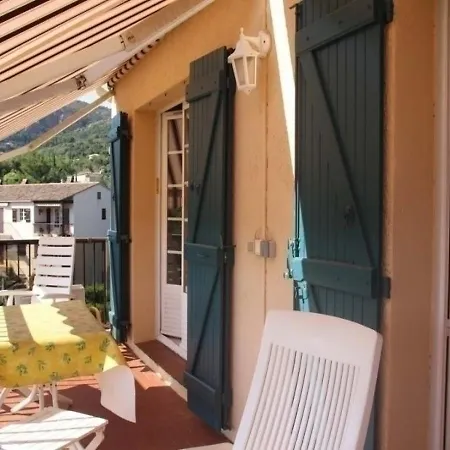 Agay Plage Apartamento *